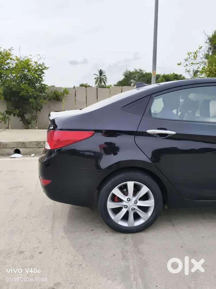 Hyundai Verna 1.6 Crdi Sx