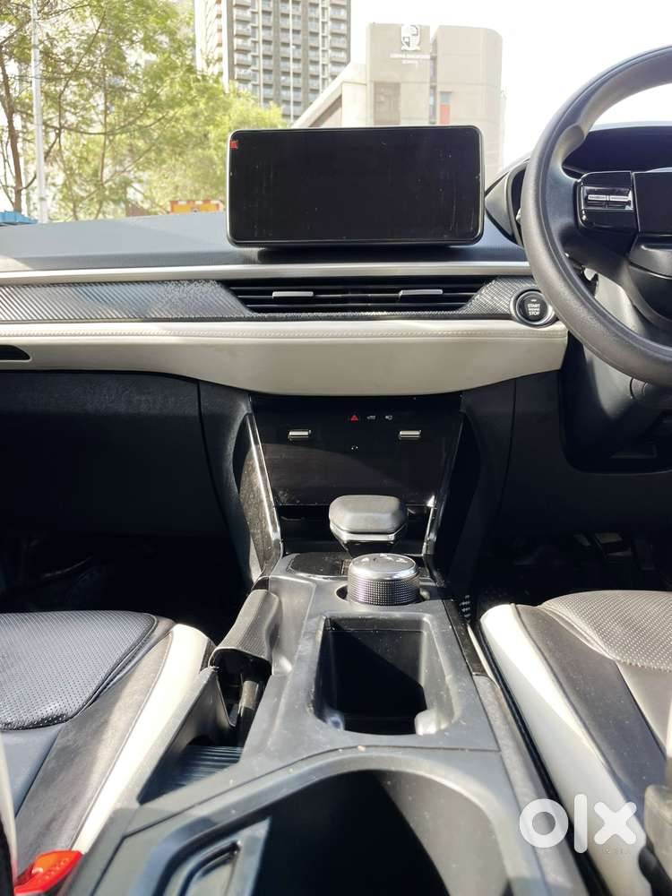 Tata Nexon Creative Plus 1.2 Revotron Petrol 6 Amt Dt, 2024, Petrol