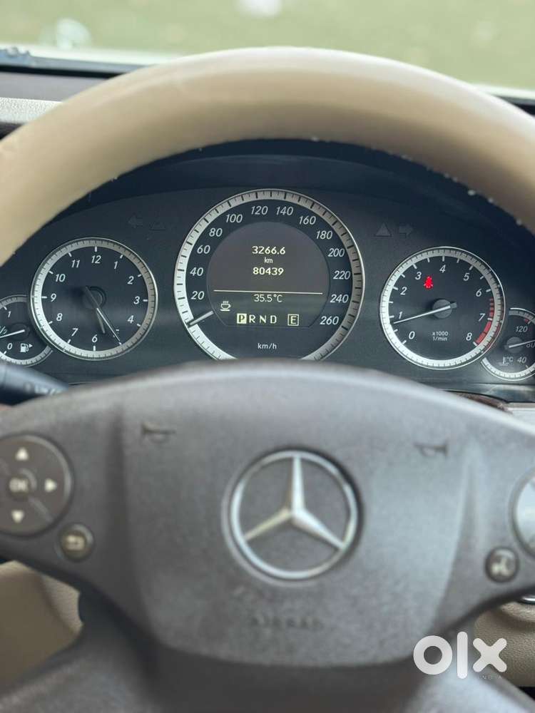 Mercedes-benz E-class E200 Cgi Elegance, 2012, Petrol