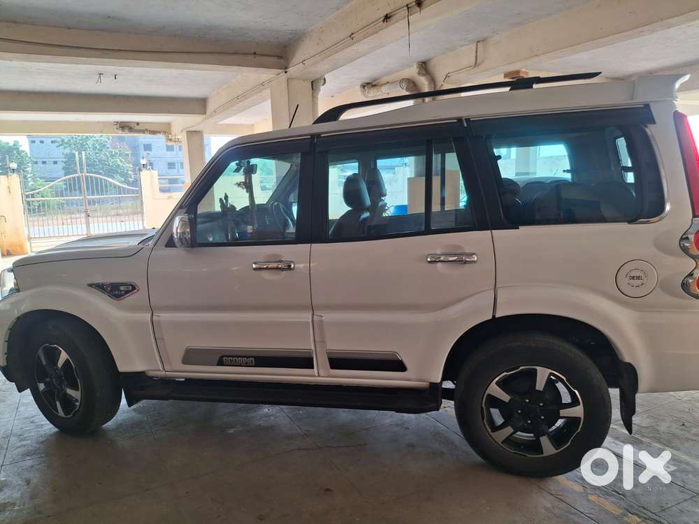 Mahindra Scorpio Classic 2.2 S 11 Mt 7 Str, 2023, Diesel