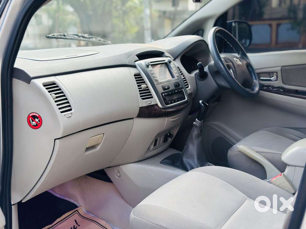 Toyota Innova 2.5 V 7 Str, 2012, Diesel