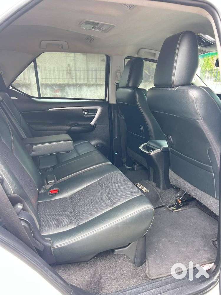 Toyota Fortuner 4x2 At 2.8 Diesel, 2022, Diesel