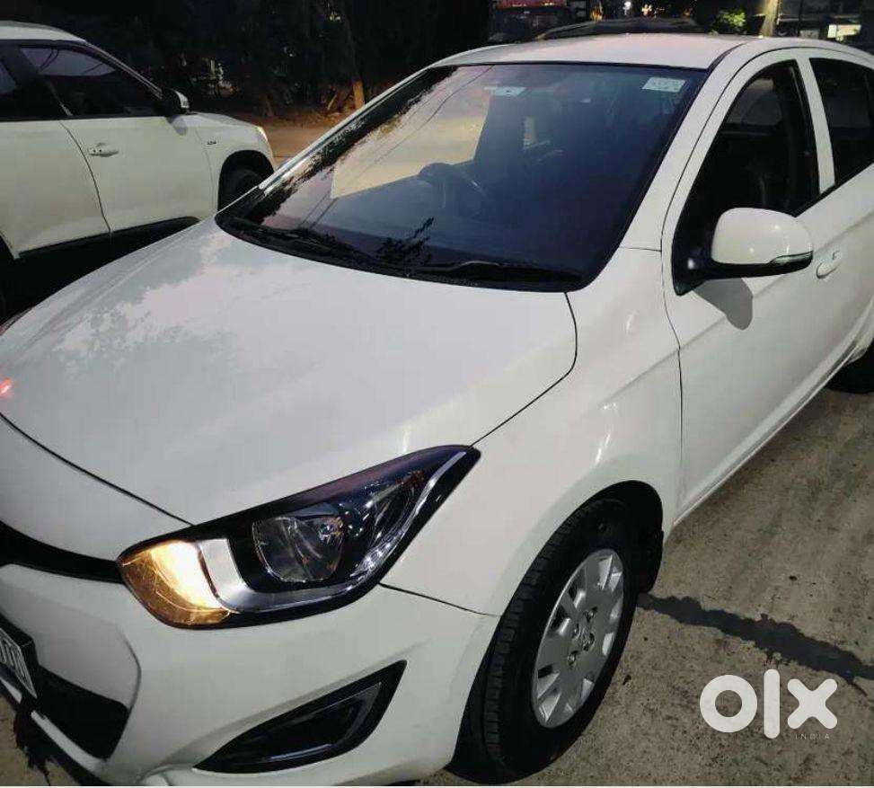 Hyundai I20 2014 Diesel 80300 Km Driven