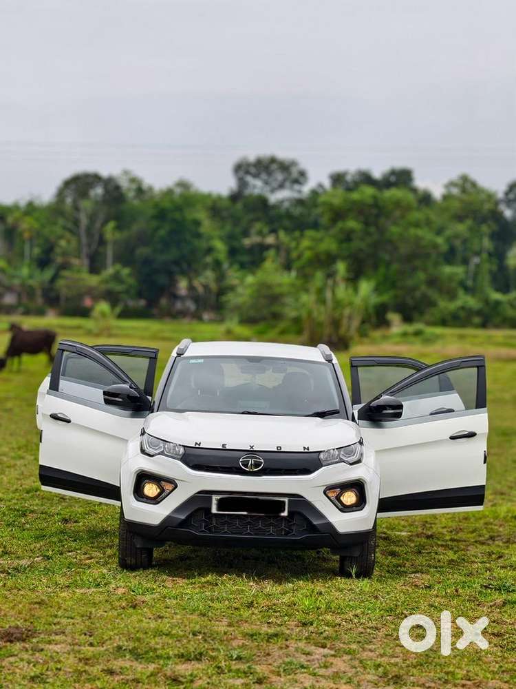 Urgent Sale – Moving Abroad!    Tata Nexon Xm Petrol (2021)