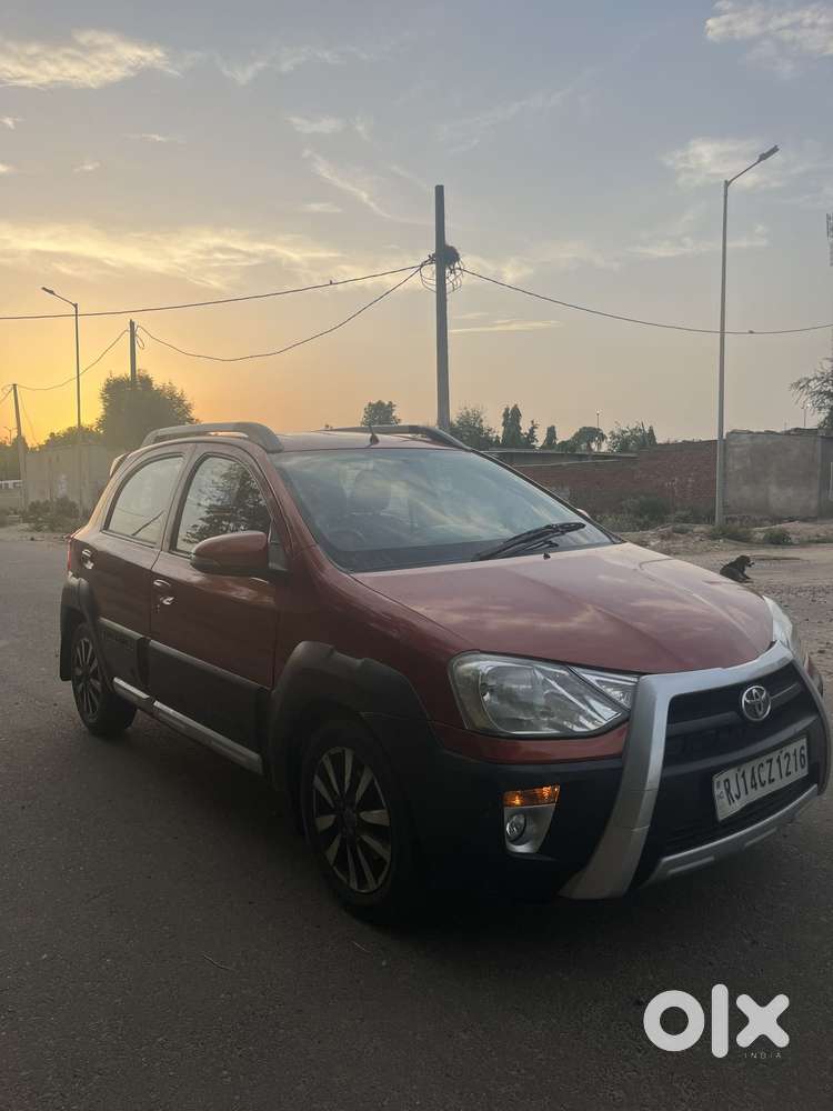 Toyota Etios Cross 1.2l G, 2015, Petrol