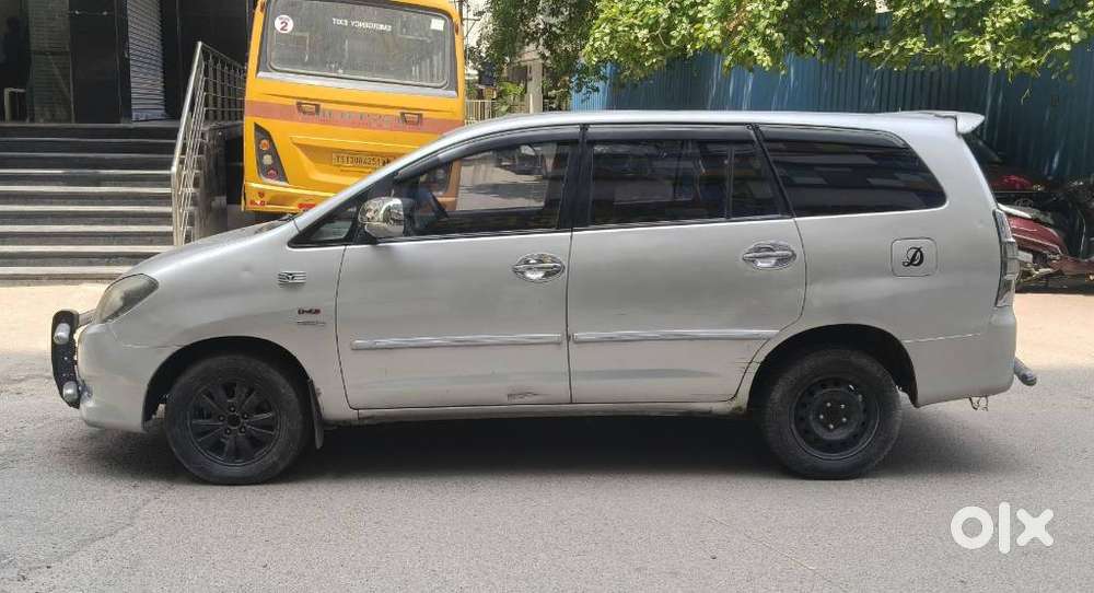 Toyota Innova 2.5 V 7 Str, 2006, Diesel