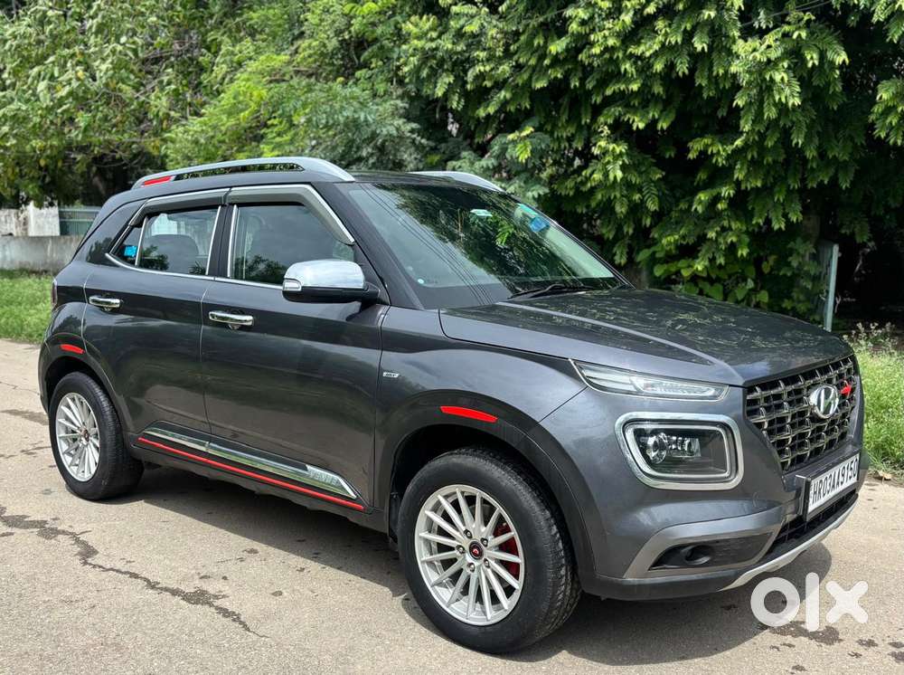Hyundai Venue, 2021, Petrol