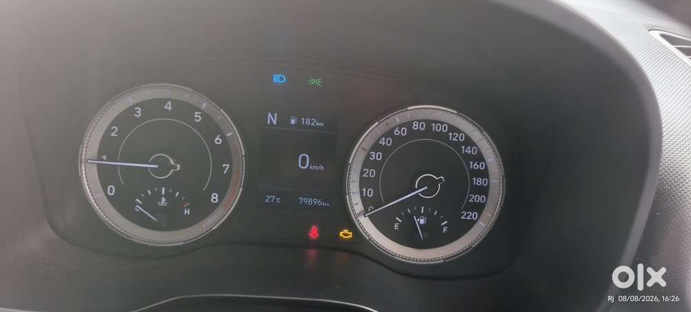 Hyundai Venue 2019 Petrol- Automatic