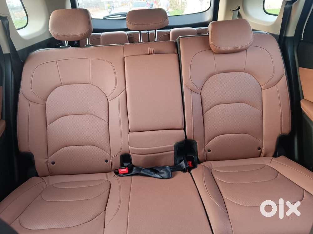 Mg Hector Plus Savvy Pro 1.5 Turbo Petrol Cvt 7 Str, 2024, Petrol