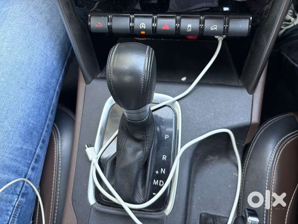 Mahindra Scorpio N Z8 Petrol At 7 Str, 2023, Petrol