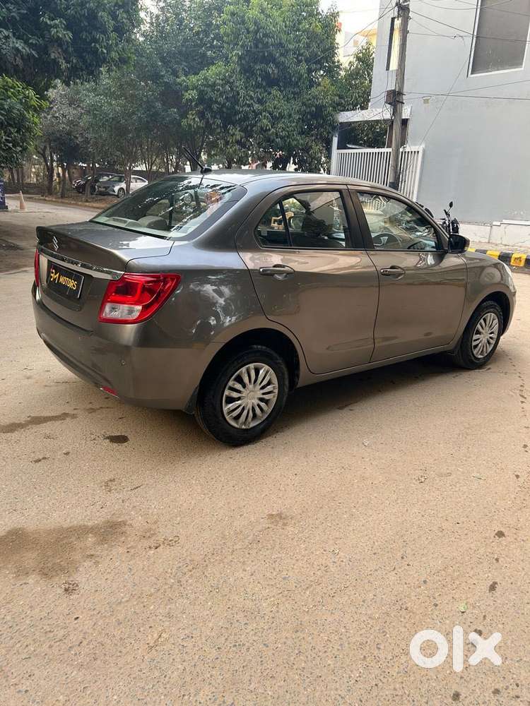 Maruti Suzuki Swift Dzire Vxi(o) Amt, 2022, Petrol