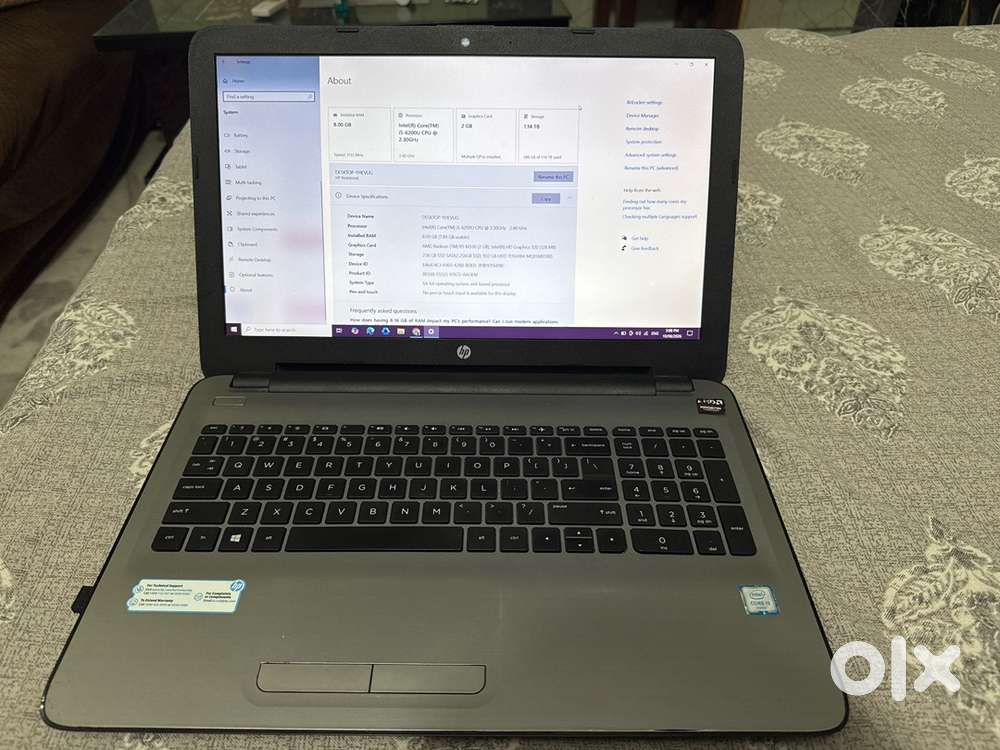 Hp laptop ( i5-6200U ) mint condition