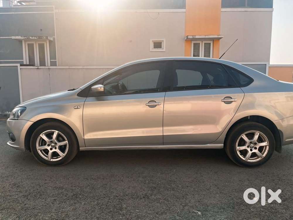Volkswagen Vento 2013 Diesel ,new Tyres,sudden Pickup,soond System