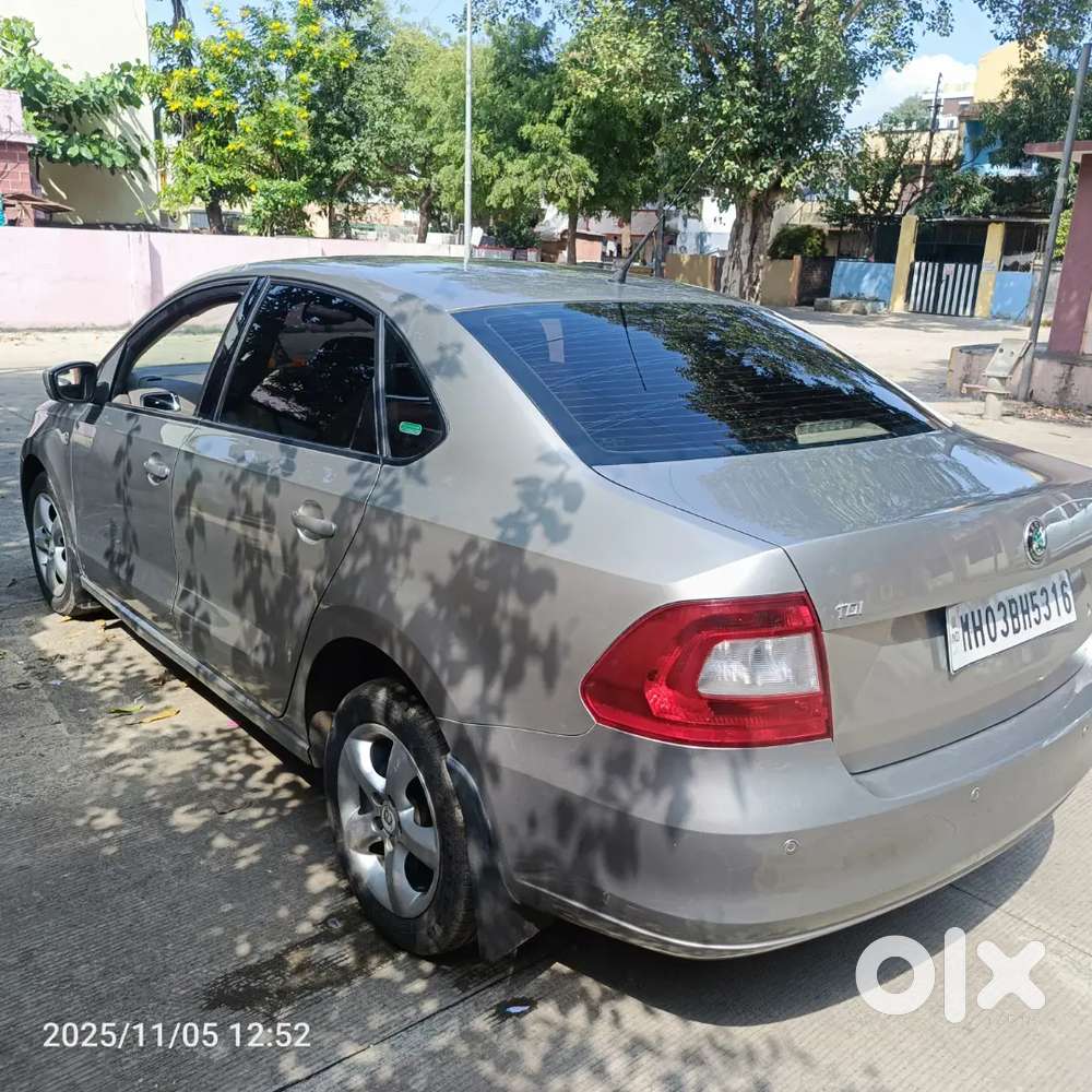 Skoda Rapid 2012 Diesel 85000 Km Driven
