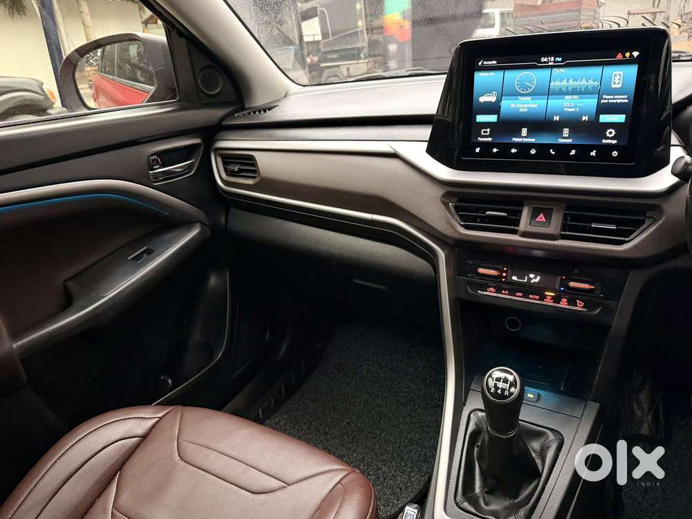 Maruti Suzuki Brezza 1.5 Zxi Plus Smart Hybrid, 2023, Petrol