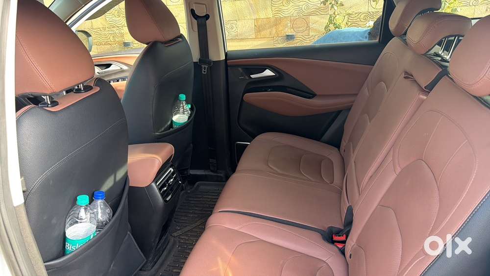 Mg Hector Plus 2023 Km Driven