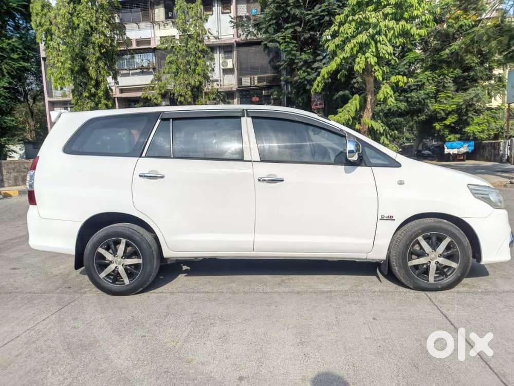 Toyota Innova 2.5 G (diesel) 8 Seater, 2012, Diesel