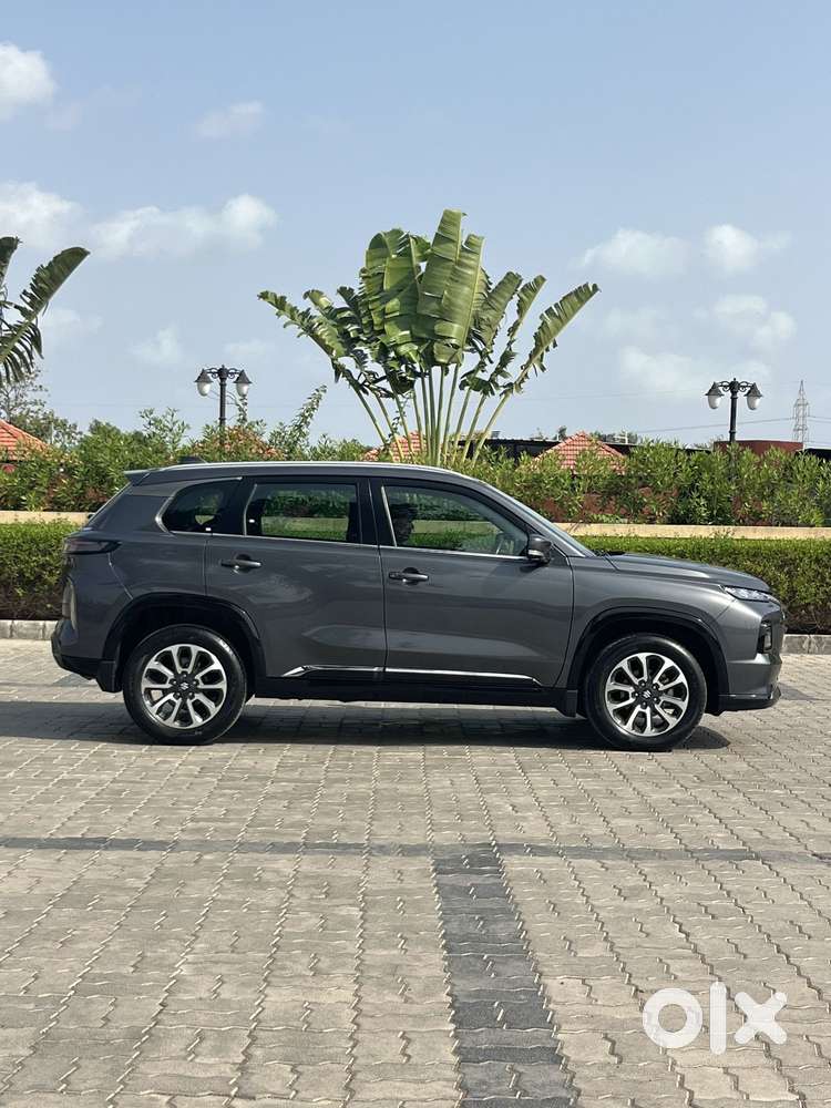 Maruti Suzuki Grand Vitara 1.5 Zeta Plus Intelligent Hybrid Ecvt, 20..