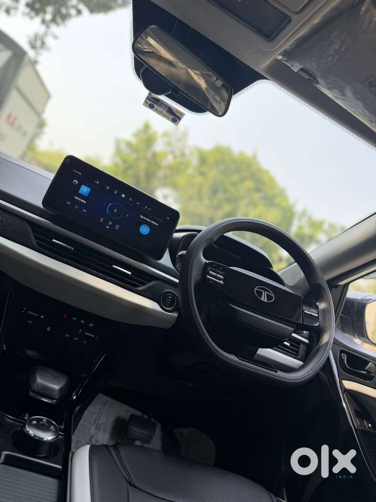 Tata Nexon, 2025, Petrol