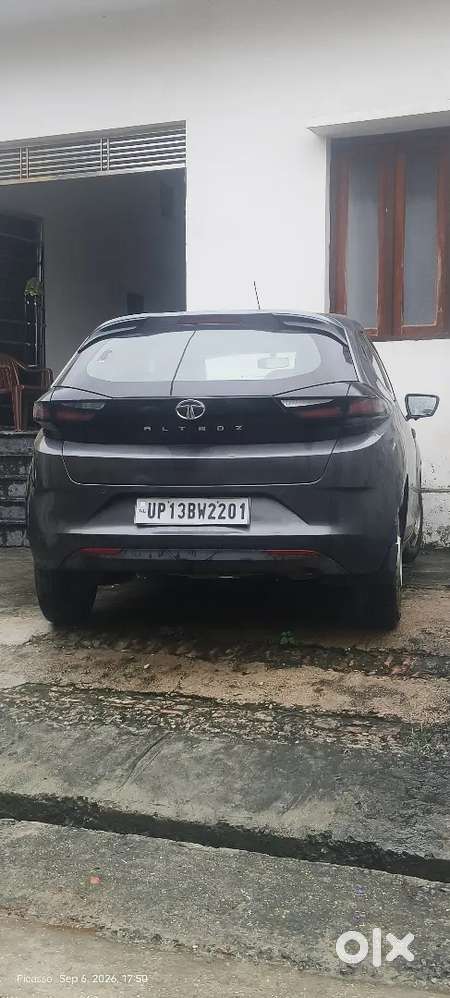Tata Altroz 1.2 Petrol 2022