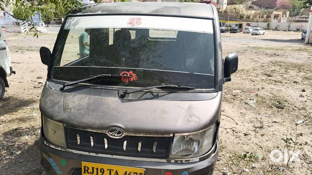 Mahindra Supro