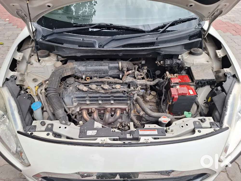 Single-owner Maruti Suzuki Dzire Zxi (2019) &ndash; 52,700 Km &ndash; Urgent Sale