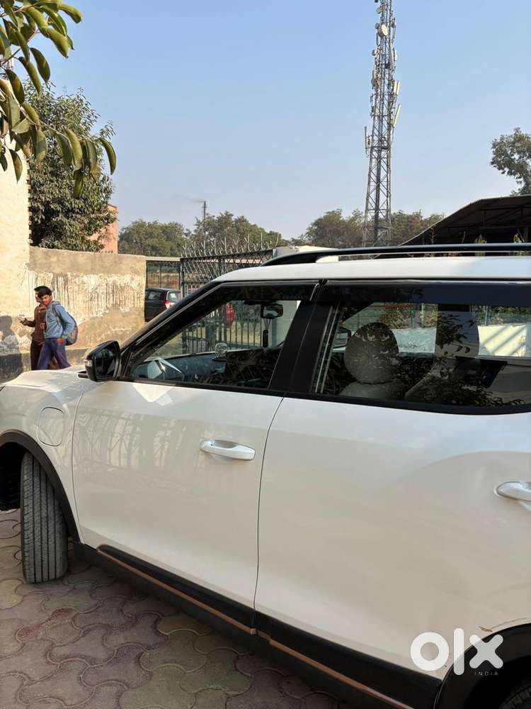 Mahindra Xuv400 Ev 2024