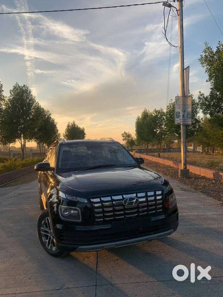 Hyundai Venue Sx Mt, 2023, Diesel