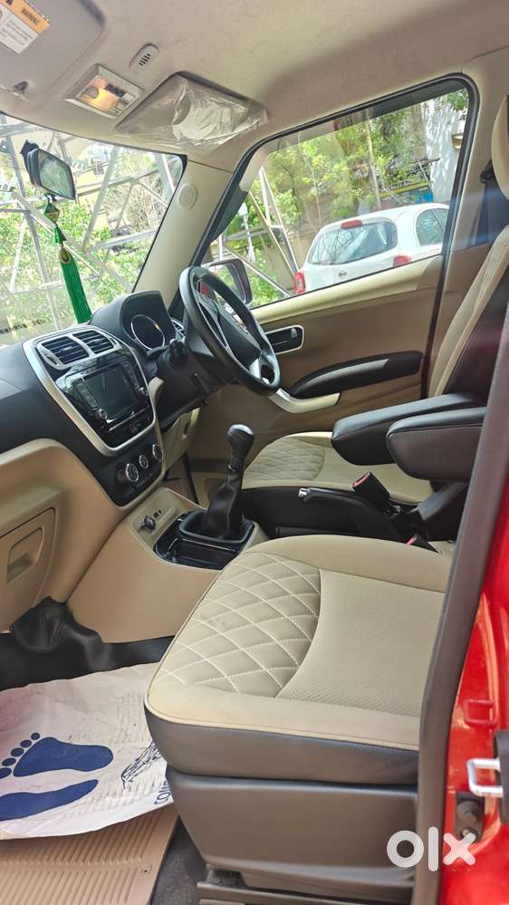 Mahindra Tuv 300 T10, 2018, Diesel