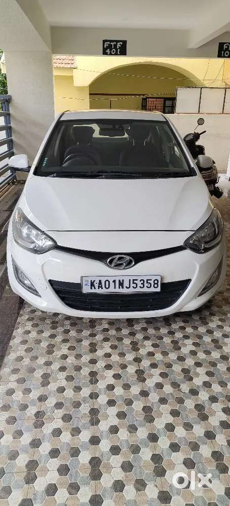 Hyundai I20 Sportz 2012 Petrol Manual Mint Condition..