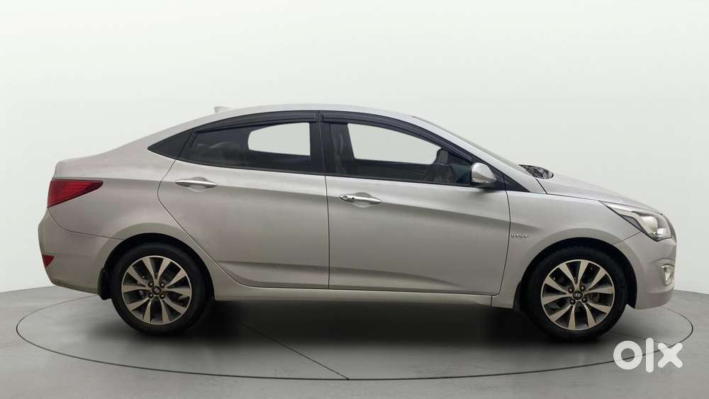 Hyundai Verna 1.6 Vtvt Sx, 2016, Petrol