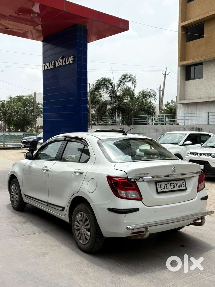 Maruti Suzuki Dzire 1.2 Vxi, 2022, Petrol