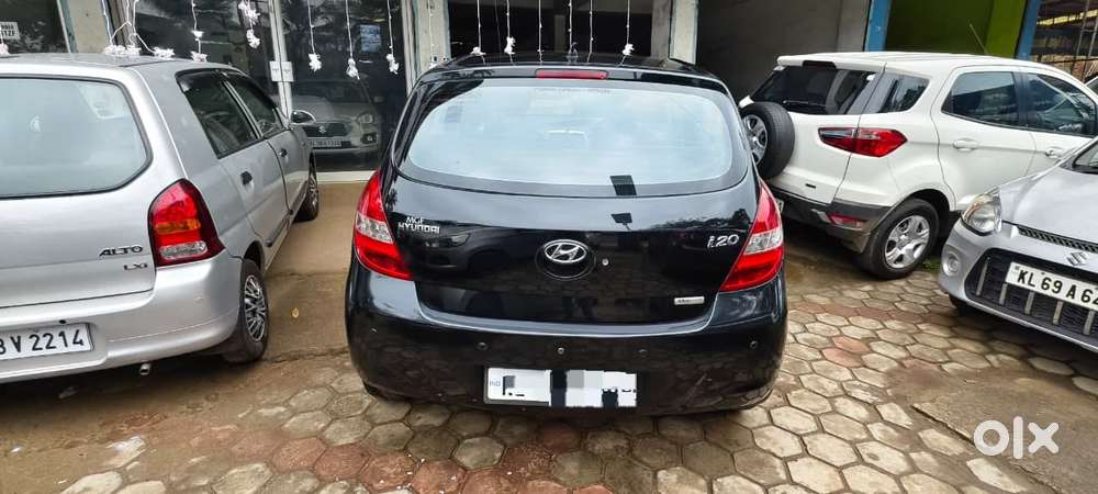 Hyundai I20 2009-2011 1.4 Asta (at), 2010, Petrol