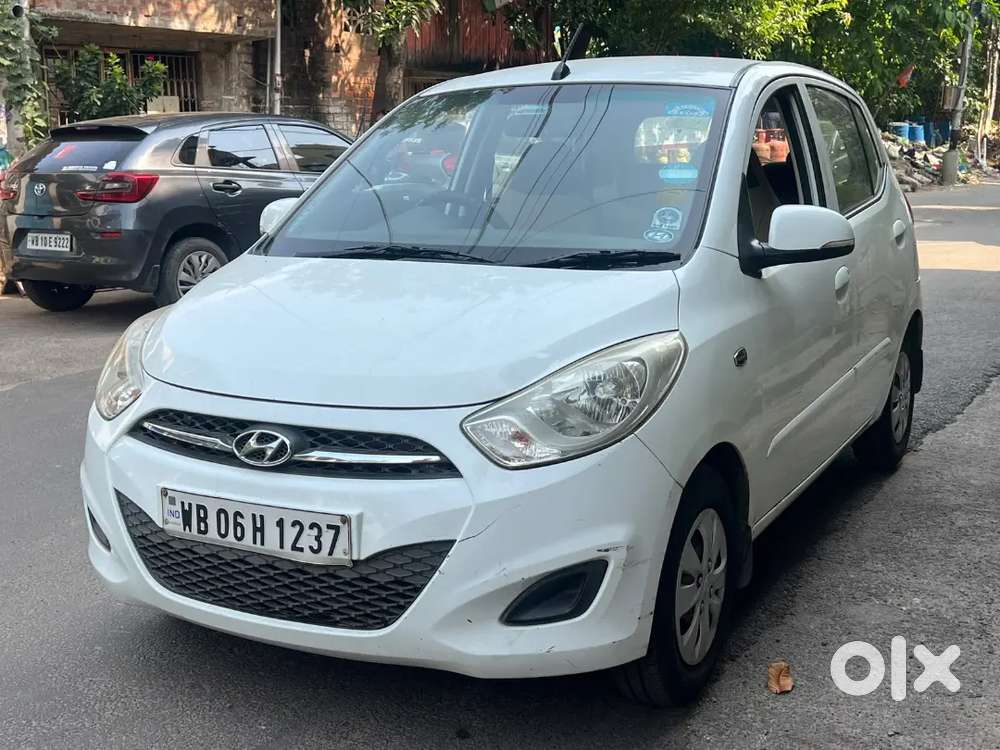 Hyundai I10 Sportz 2011 Petrol Automatic