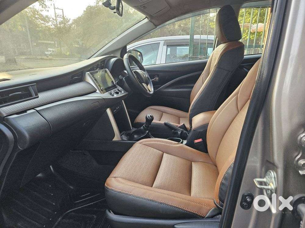 Toyota Innova Crysta 2.4 G Mt, 2021, Diesel