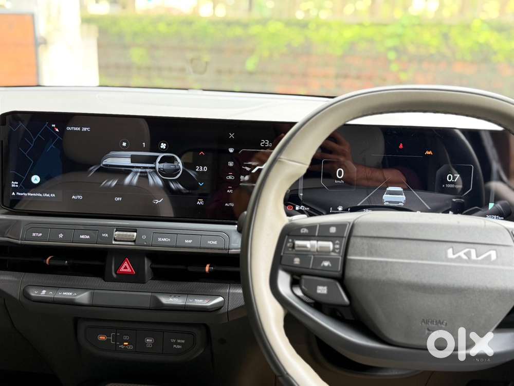 Kia Syros Htx Plus Opt At Diesel Model 2025 1st Owner