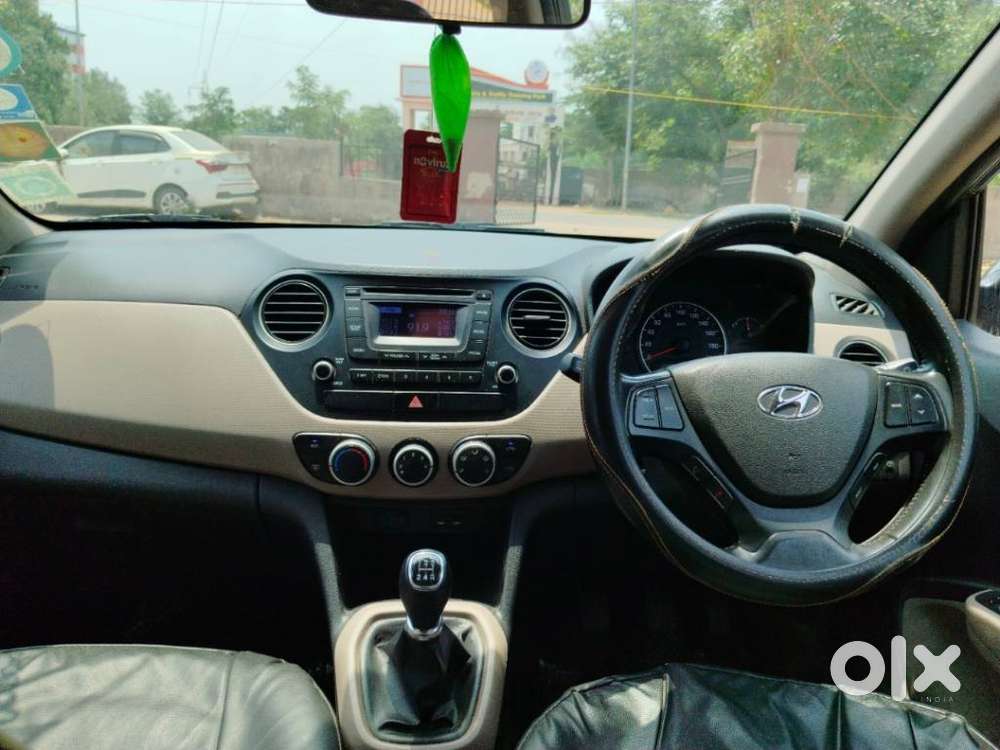 Hyundai Grand I10 Asta 1.1 Crdi (o), 2015, Petrol