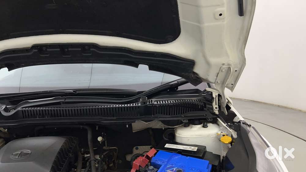 Tata Nexon 1.2 Revotron Xz Plus, 2021, Petrol