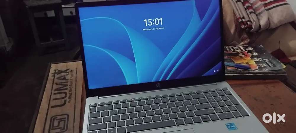 Hp 15s 13th Gen i3