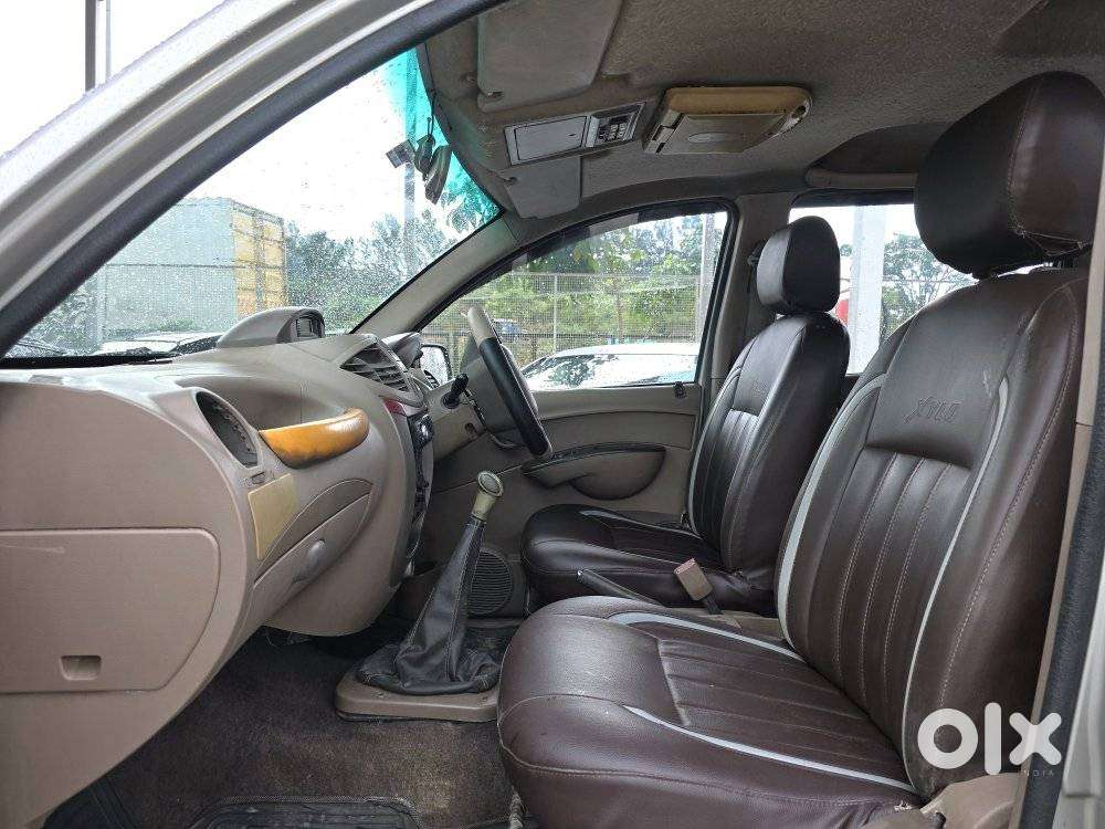 Mahindra Xylo, 2010, Petrol