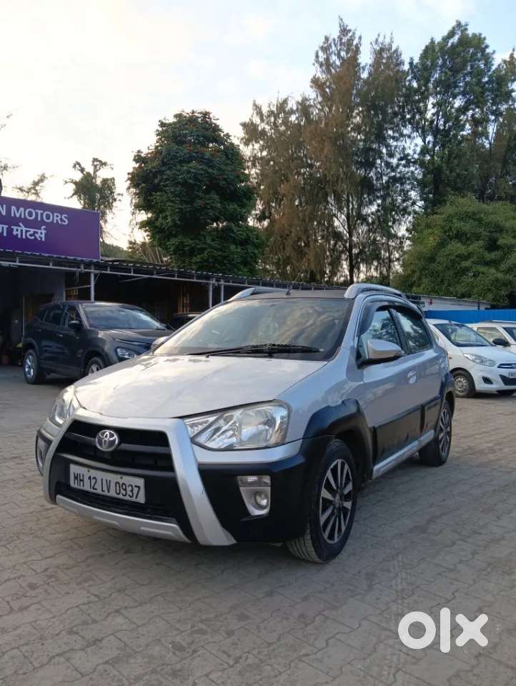 Toyota Etios Cross 1.2l G, 2015, Petrol