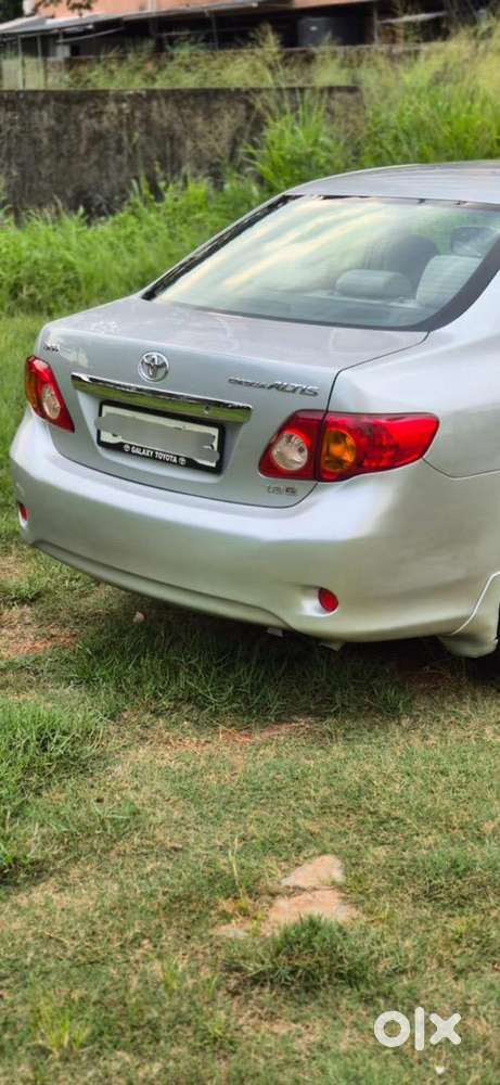 Corolla Altis