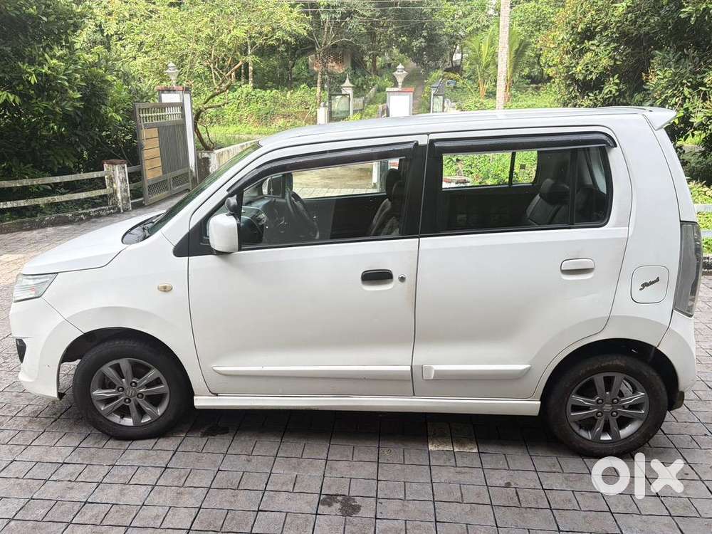 Maruti Suzuki Stingray 2013 Petrol Well Maintained