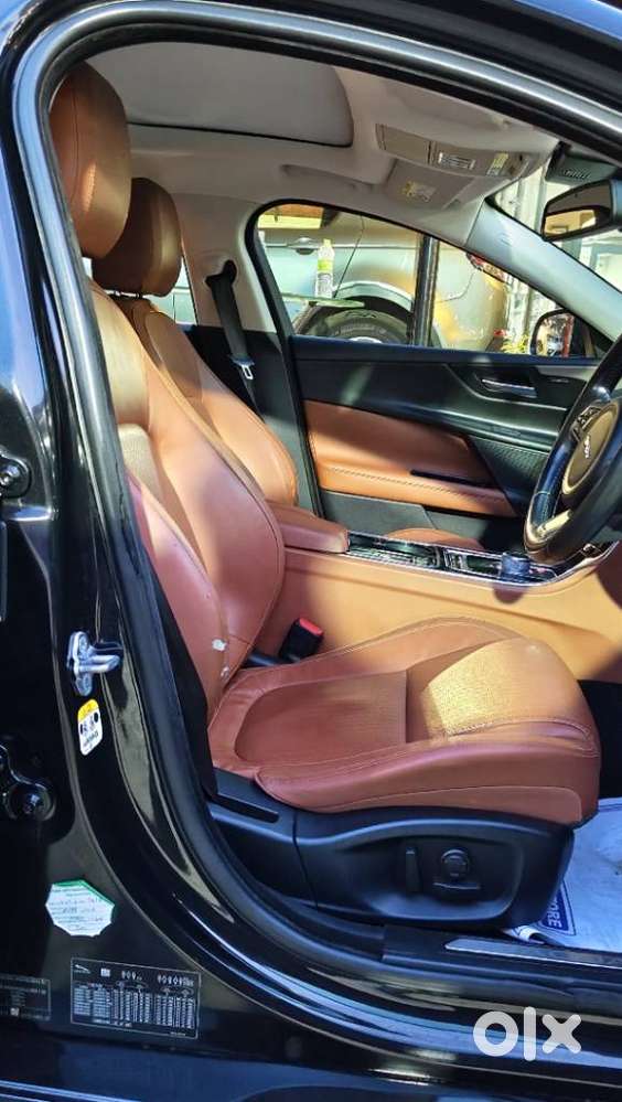 Jaguar Xe Pure, 2016, Petrol