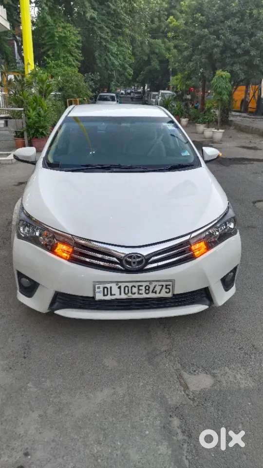 Toyota Corolla Altis 1.8 G, 2015, Petrol