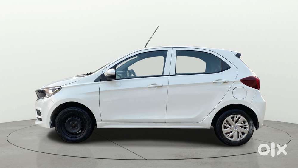 Tata Tiago 1.2 Revotron Xt, 2020, Petrol