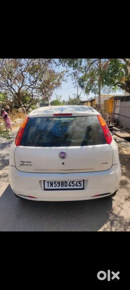 Fiat Punto 2014 Petrol 88403  Km Driven Well Maintained