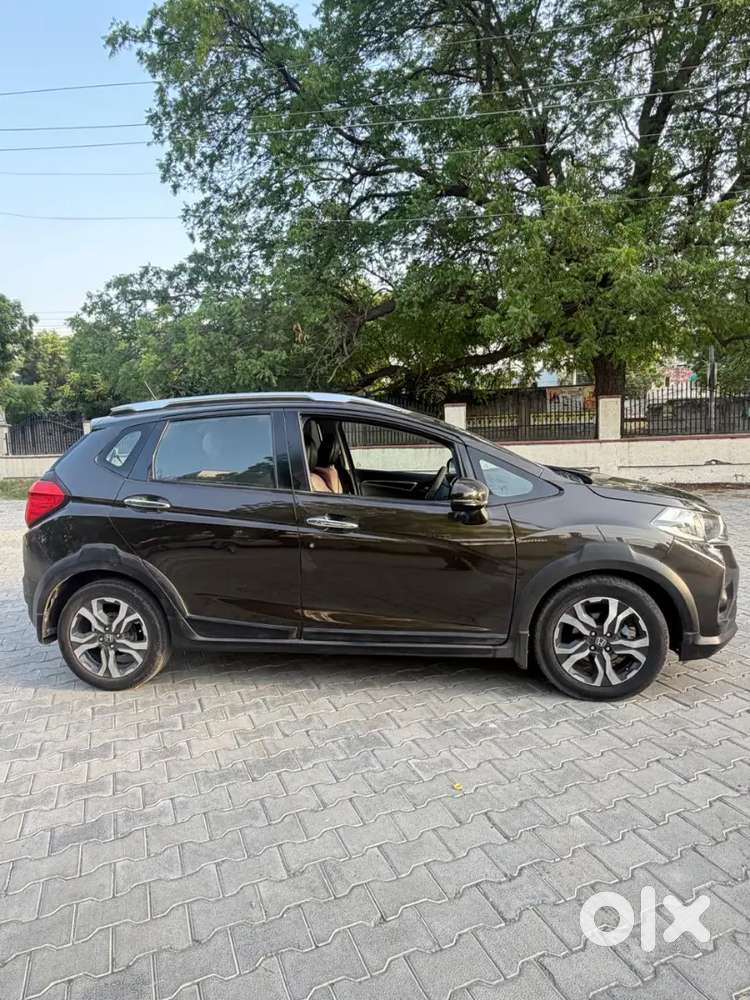 Honda Wr-v 2017 Diesel Car Allmost All Original Paint