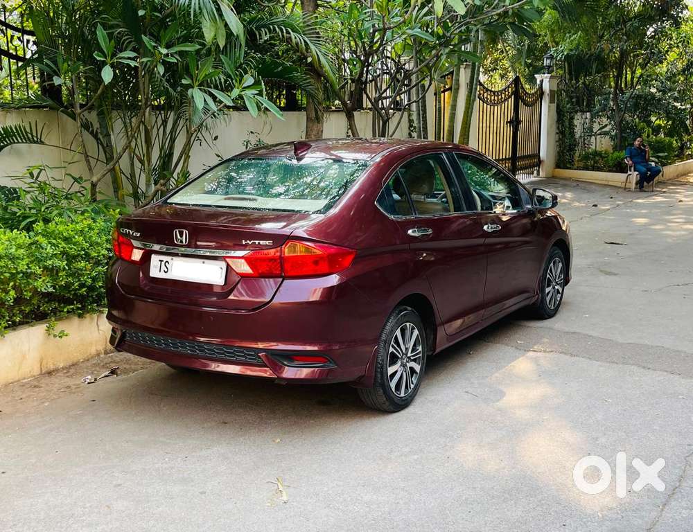Honda City I-vtec V, 2018, Petrol