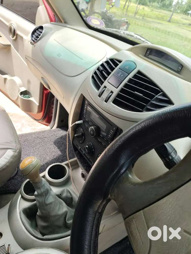 Mahindra Quanto Diesel 2015